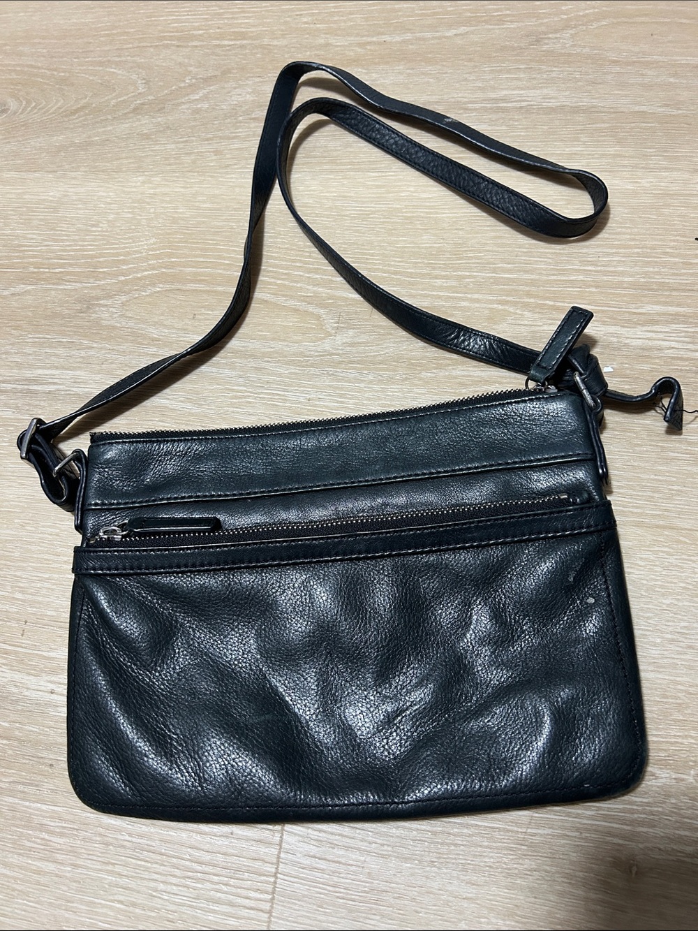 margot Black Leather Crossbody Pouch